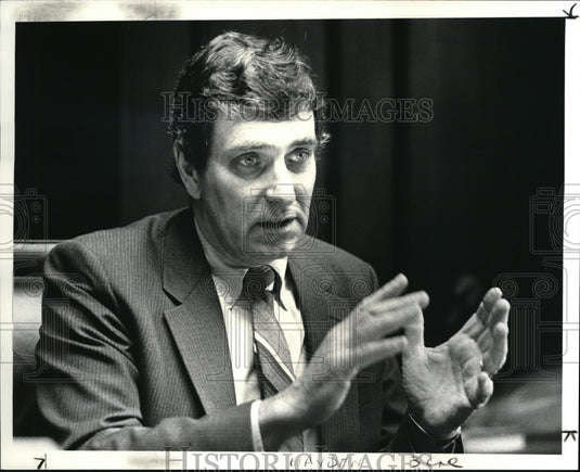 1986 Press Photo Robert Hayden president of Fisher Foods Inc - Historic Images