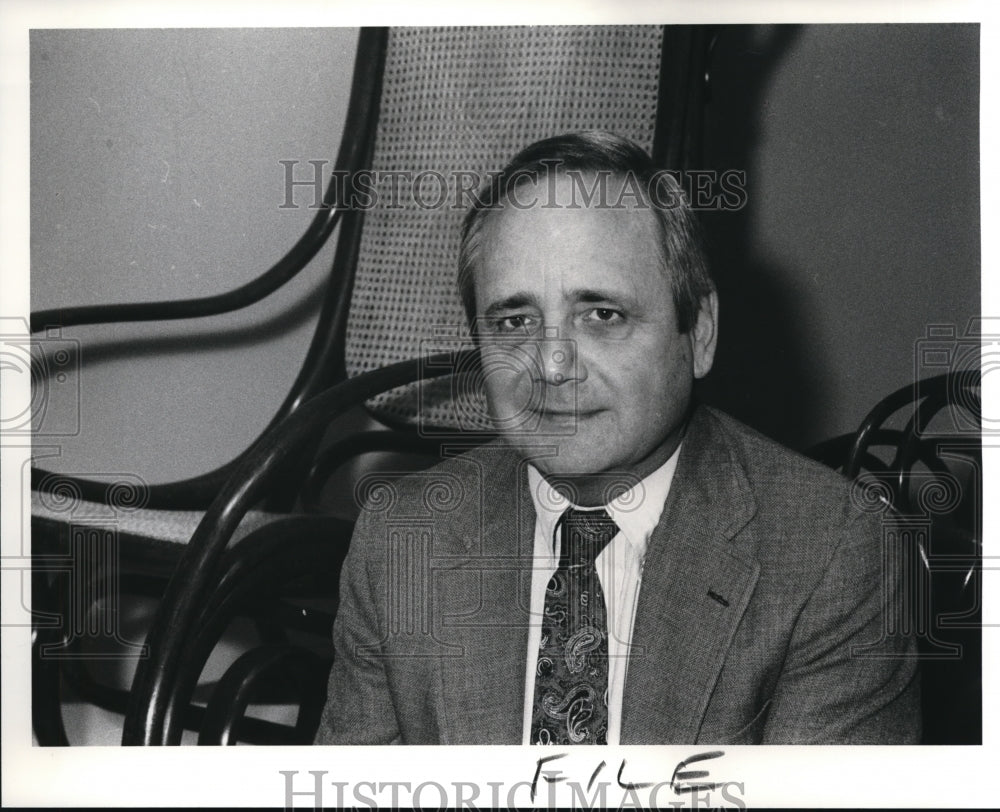 1988 Press Photo Henry Hawley of Cleveland Museum of Art - Historic Images