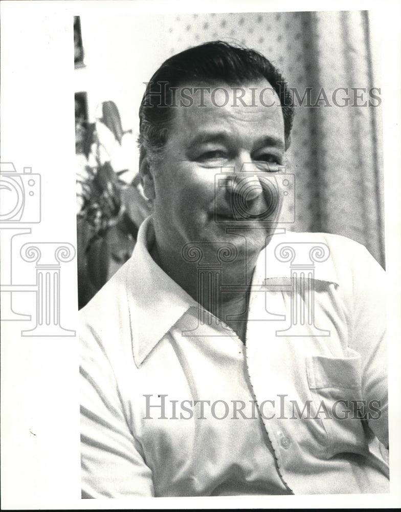 1983 Press Photo Frank Grame Former Cleveland Policeman - Historic Images