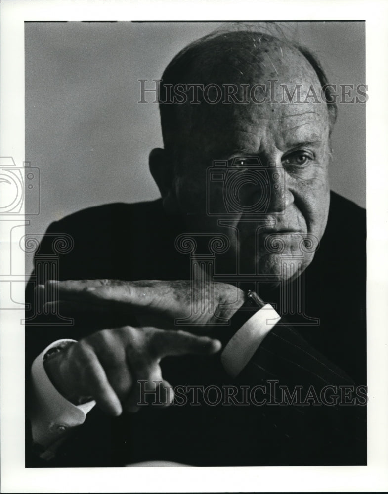 1983 Press Photo J. Peter Grace - Historic Images