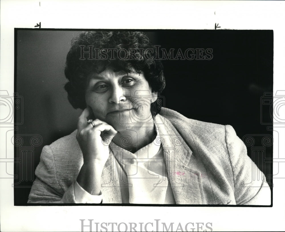 1984 Press Photo The Mentor High School principal Peggy Hanrahan - Historic Images