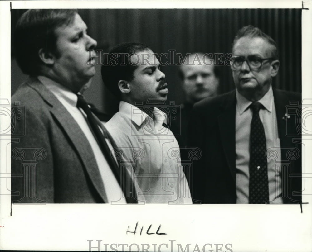 1988 Press Photo Dorion Hill was sentenced electric chair verdict by the judge - Historic Images