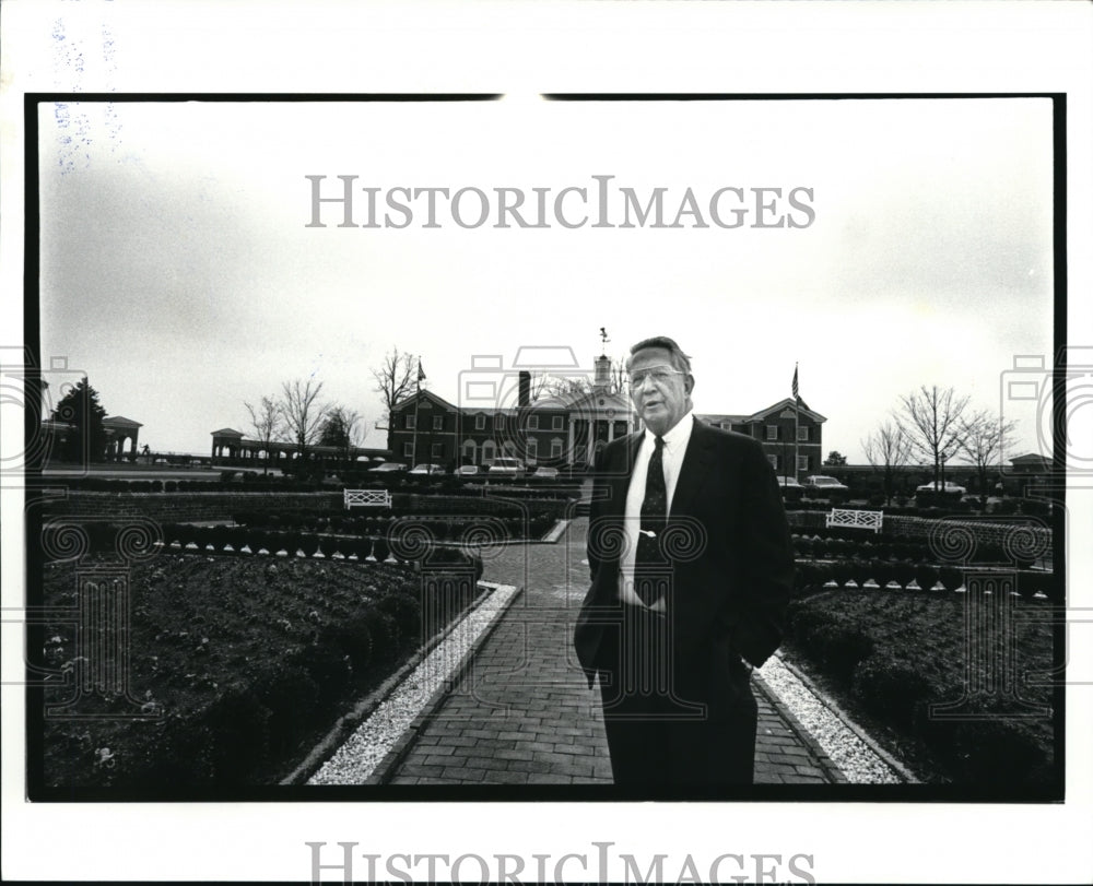 1986 Press Photo Harry Figgie Jr. of the Figgie International - Historic Images