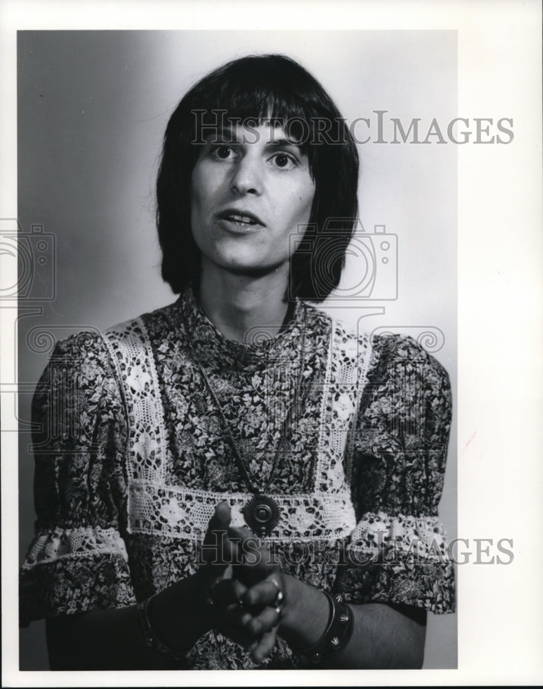 1976 Press Photo Suzanne Gordon - Historic Images