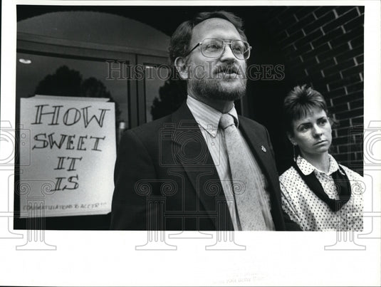 1988 Press Photo A.C.C.T.R. President Hank Haynes with Vice pres. Jennifer Smith - Historic Images