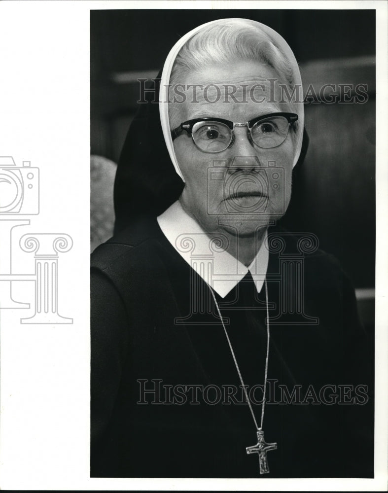 Mary Innes 1981 Press Photo Sister Mary Ines – Historic Images