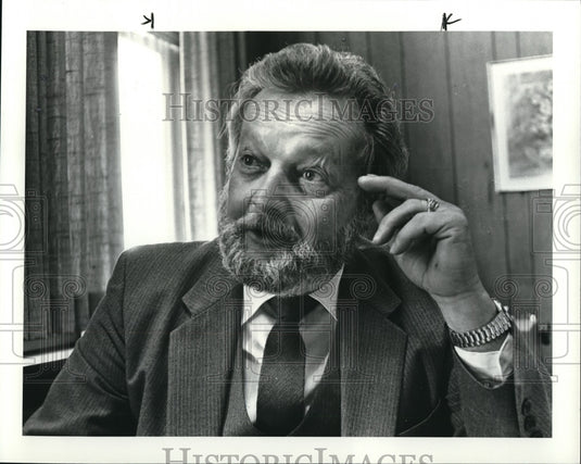 1986 Press Photo Judge Charles A. Heck - Historic Images