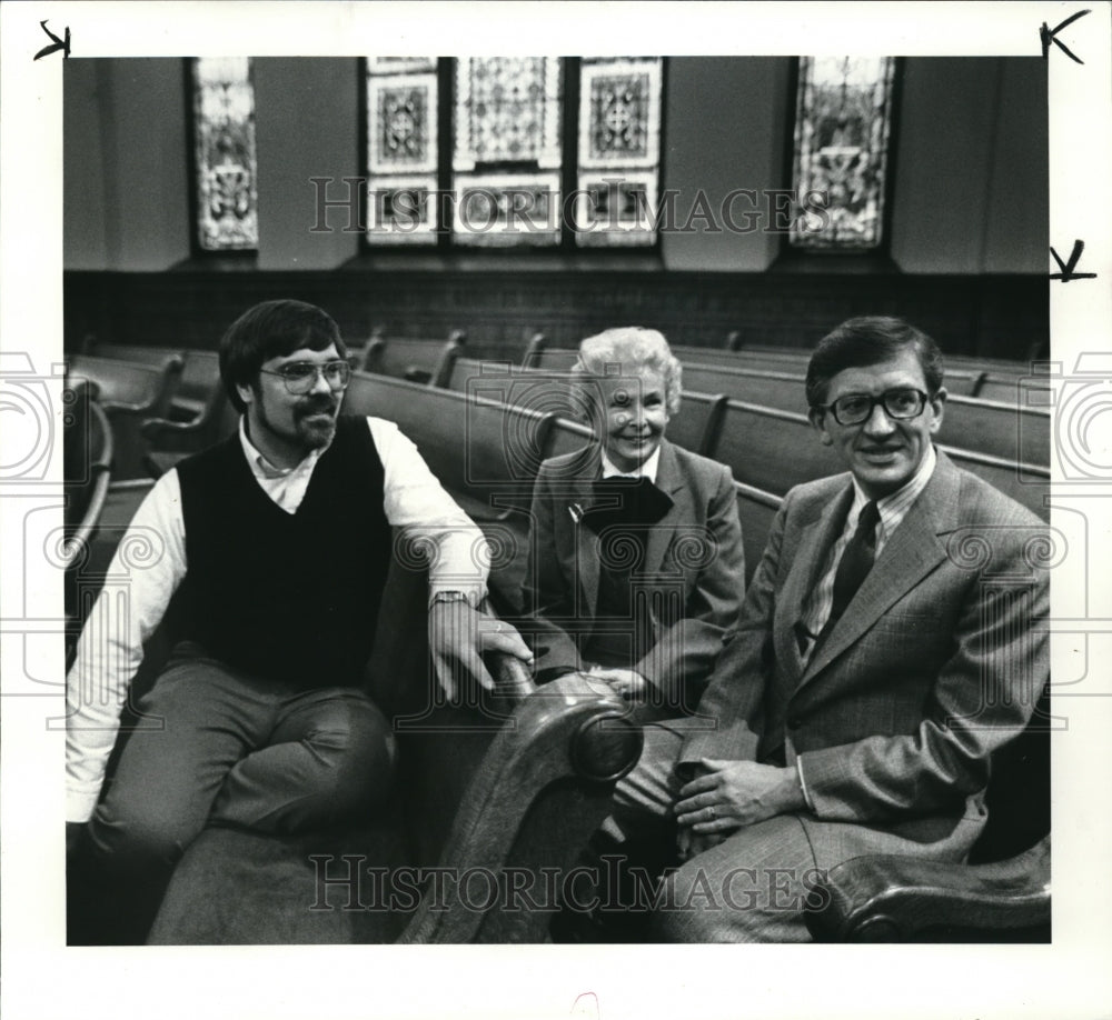 1984 Press Photo Rev.Robert P Hoover at Missillon's Central Presbyterian Church - Historic Images