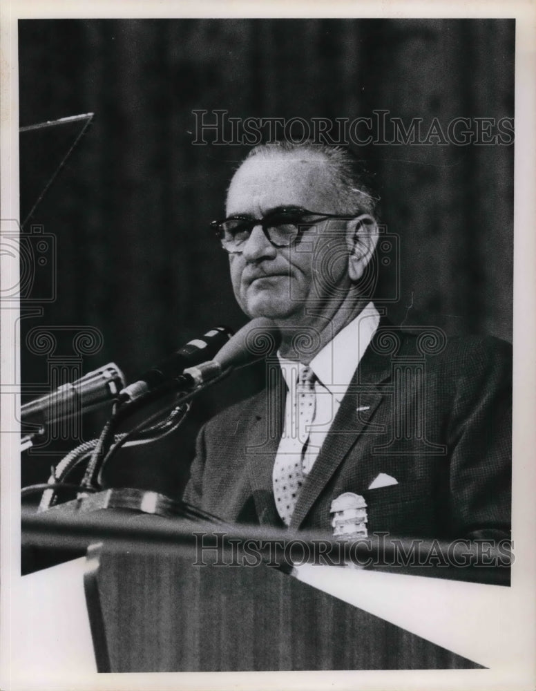 1964 Press Photo President Johnson Lyndon, 1964 Cleveland visit - cva19459- Historic Images