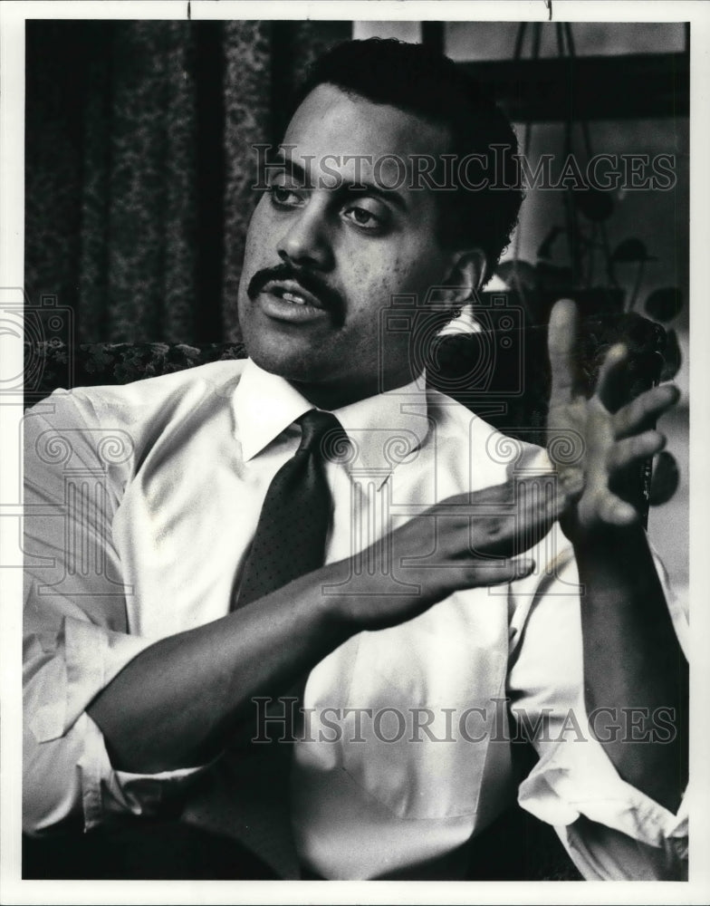 1987 Press Photo Councilman Jeffrey Johnson - Historic Images