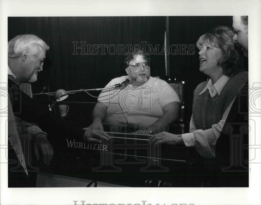 1986, Joe Perring at Aunt Teaks and Uncle Junks - Historic Images