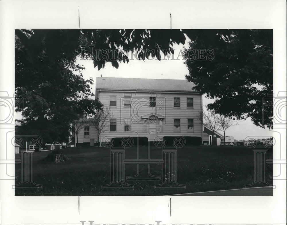 1983 Press Photo View of John Johnsons Farm Home in Hiram Area - Historic Images