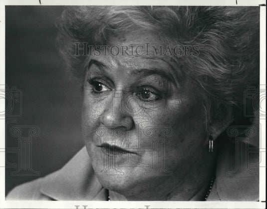 1987 Press Photo Joan Johnson of Martha Holden Jennings Foundation - Historic Images