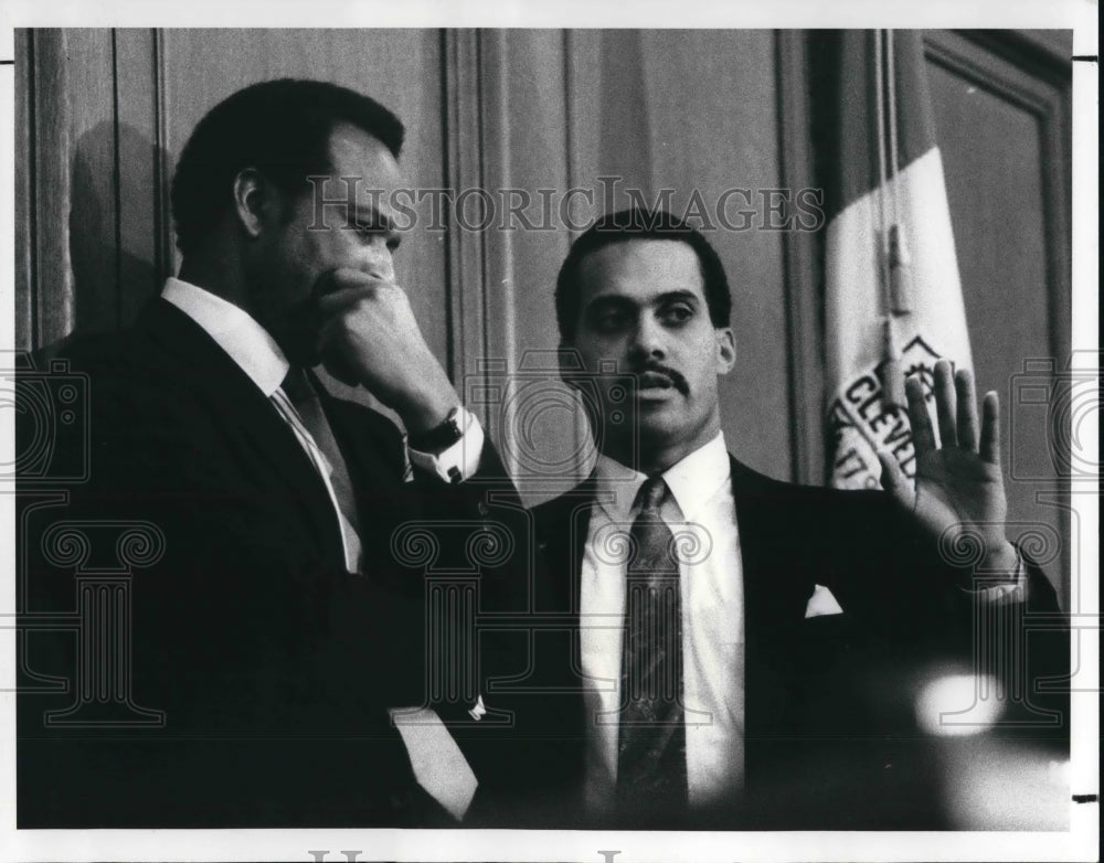 1987 Press Photo Councilman Jeff Johnson with George Forbes Council Presidet - Historic Images