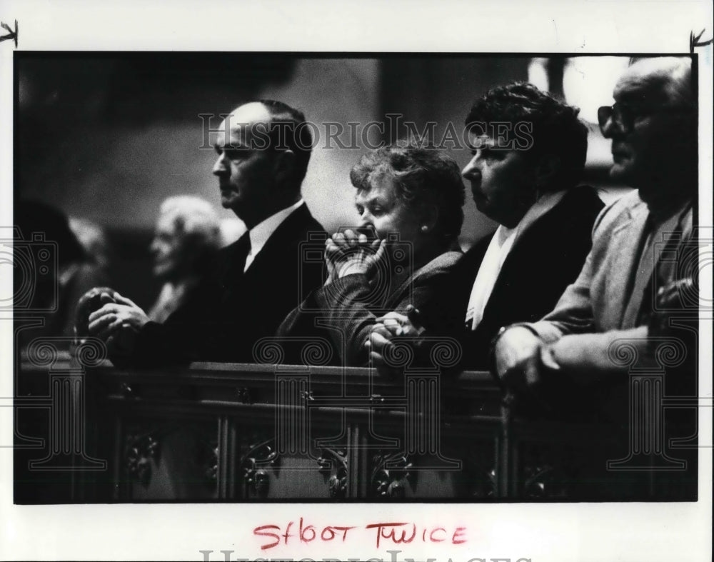 1985 Press Photo Joseph &amp; Malvina Kazel at 5th Anniversary Dorothy Kazel Service - Historic Images