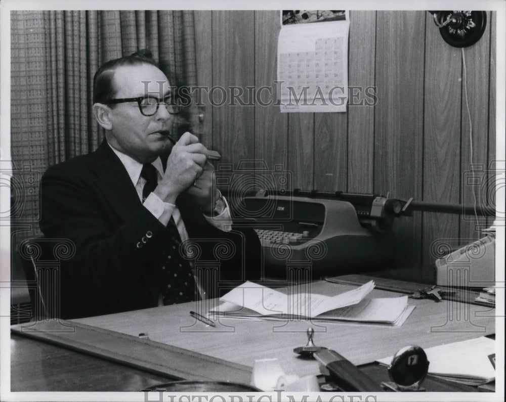 1979 Press Photo Mayor Donald Hubbard of Avon - Historic Images