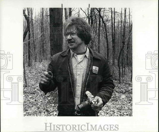 1984 Press Photo Joseph Piteo, Manager of A & J Automotive Garage - Historic Images