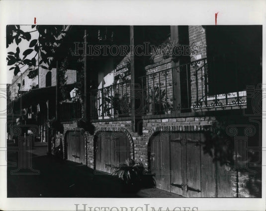 1981 Press Photo Building in Los Angeles, California - Historic Images