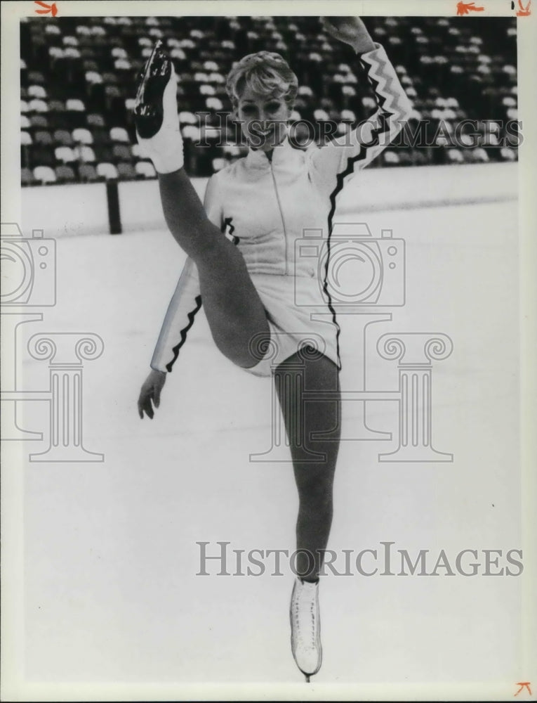 1981 Press Photo Lynn Holly Johnson is hoping to be a skating champion - Historic Images