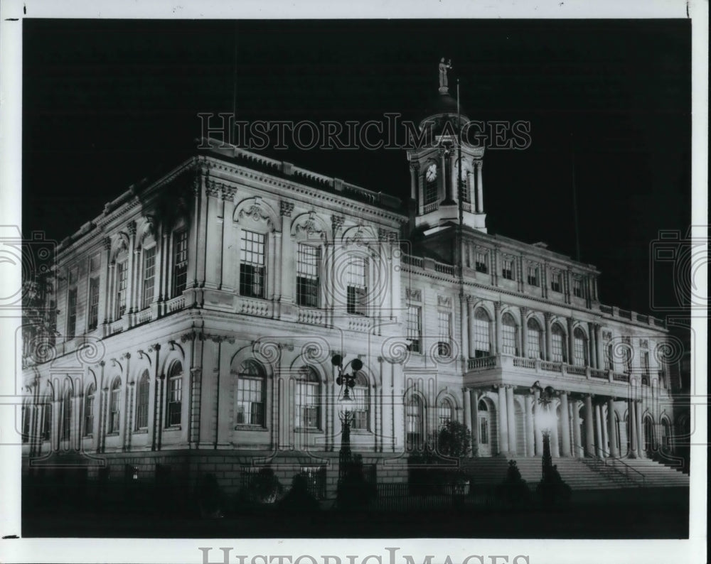 1988, Floodlights illuminate the facade of City Hall - cva20008 - Historic Images