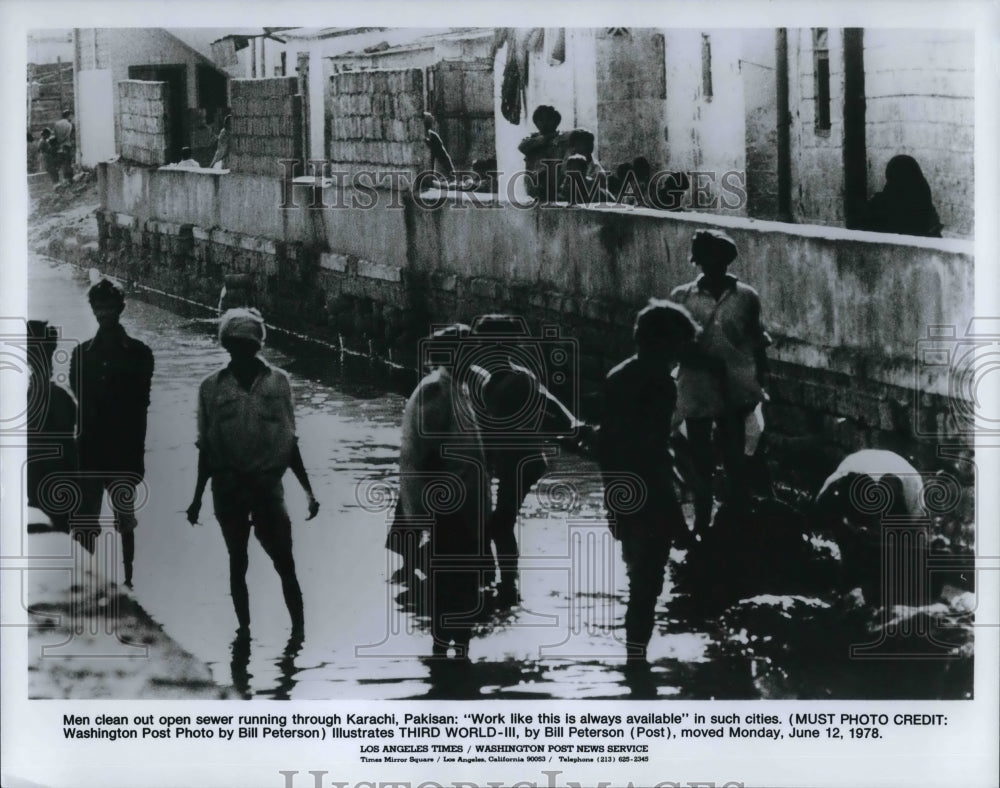 1978 Press Photo Karachi Pakistan, a third world country - Historic Images
