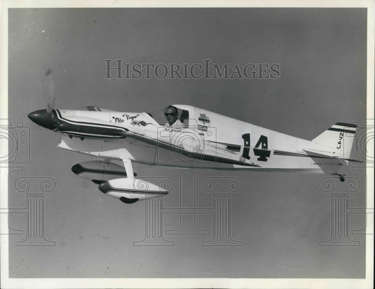 1968 Press Photo Bob Downey at a formula one campbell - Historic Images