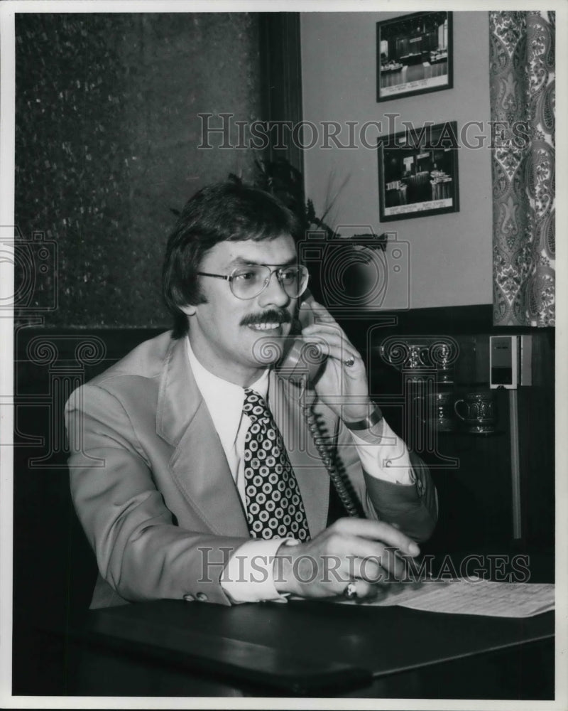1975 Bill Brayer, Vice President Fabsulation Co. in Cleveland-Historic Images