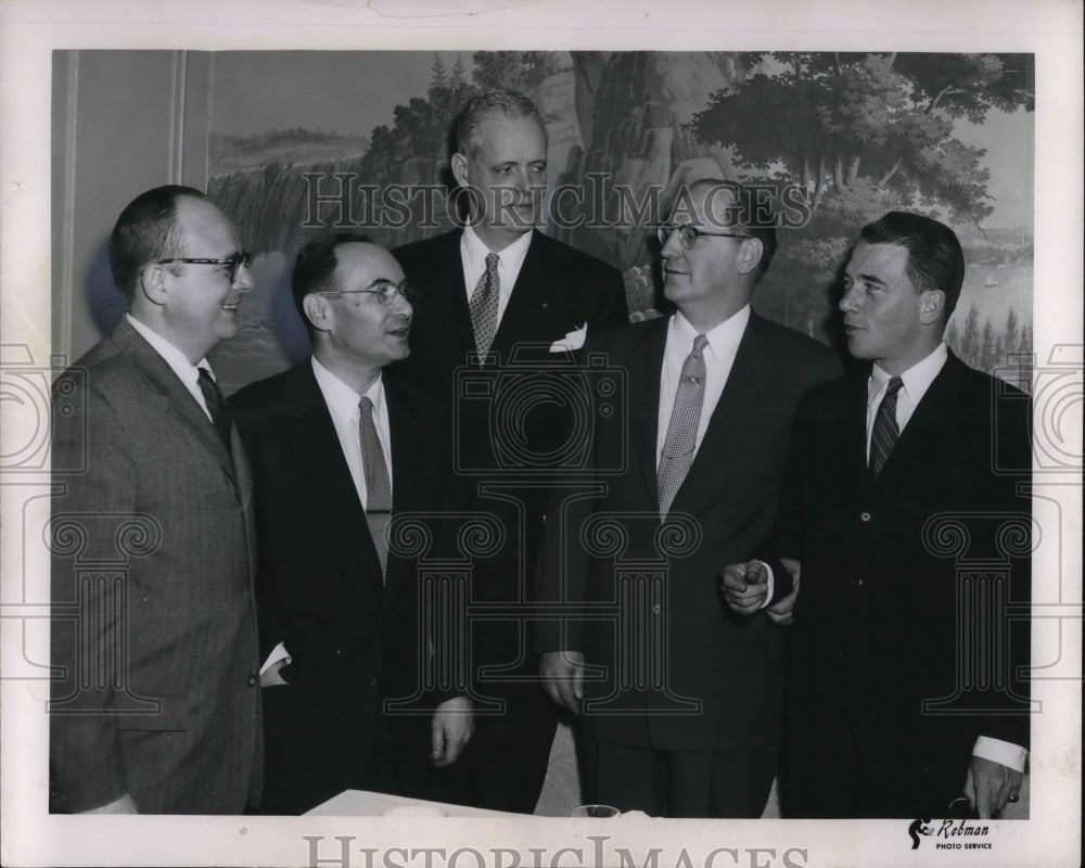 1957 Wright Bryan, new trustee, meets with the Hiram House leaders - Historic Images