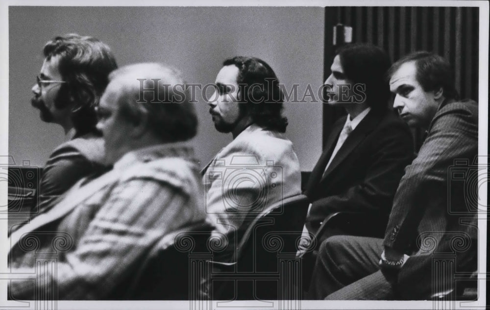 1980 Press Photo Domenic Hermenic with Atty. Fred Jurek and Atty. Jon Souchek - Historic Images