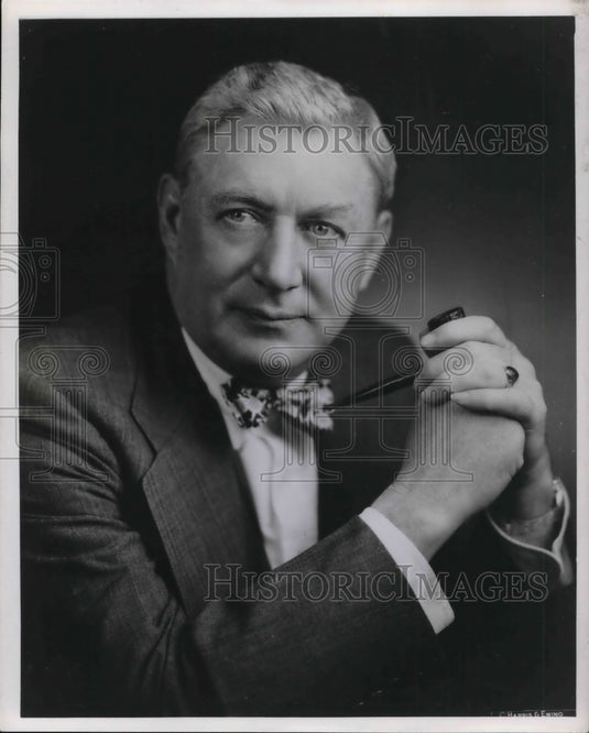 1953 Mr. R. Livingston Ireland, 19100 North park Boulevard - Historic Images
