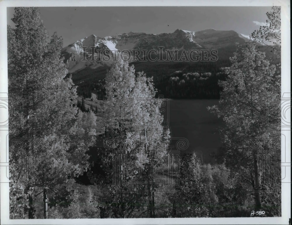 Press Photo Autumn in the Colorado Rockies is an ideal time for vacation - Historic Images