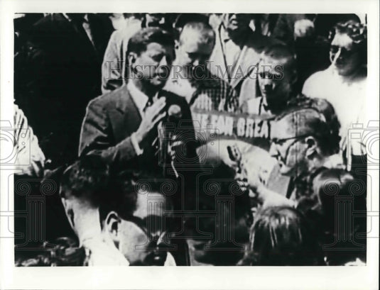 1992 Press Photo A John F. Kennedy campaign commercial is part of the exhibit - Historic Images