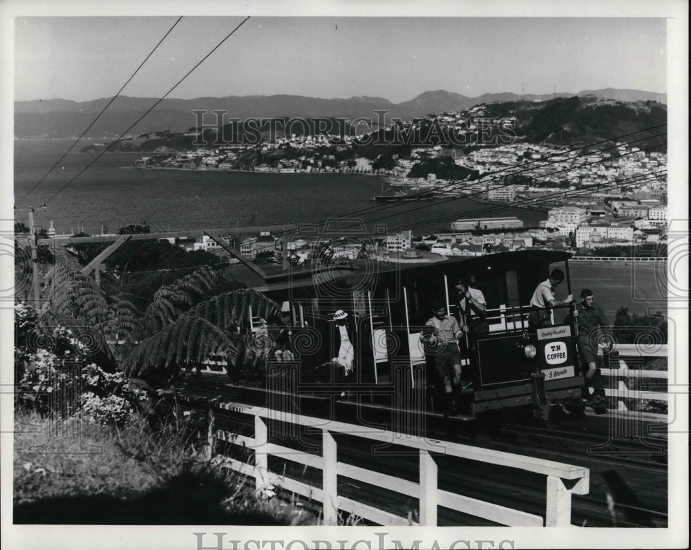 1980 Press Photo Wellington stop over is the New Zealand tour high light - Historic Images