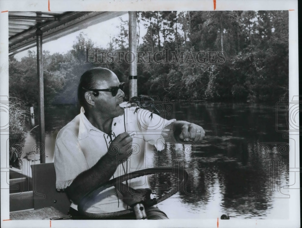 Press Photo  Gilbert, cruise boat capt &quot;Judy&quot; at Weeki Wachee Spring - Historic Images