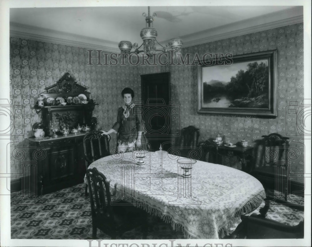 1987 Press Photo Dining room in restored Harriet Beecher Stowe House in Hartford - Historic Images