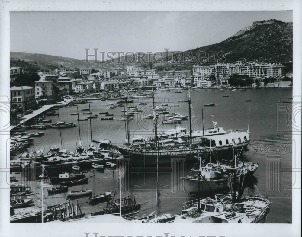 1984 Press Photo Harbor at Porto Ercole in Italy - Historic Images