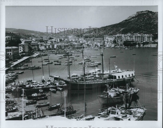 1984 Press Photo Harbor at Porto Ercole in Italy - Historic Images