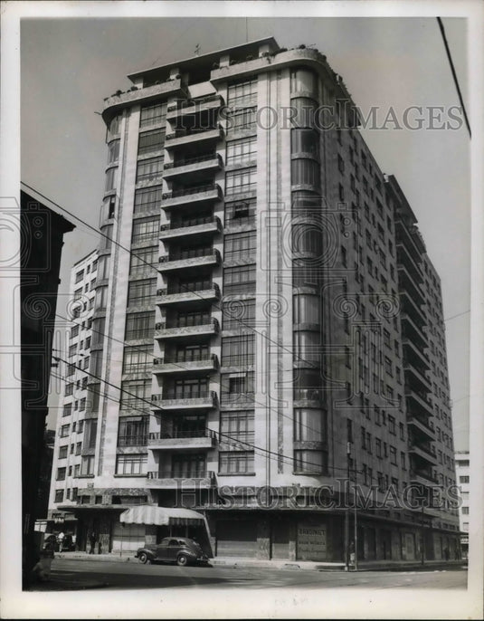 1946, Latino American, one of the largest Mexico City apartment - Historic Images