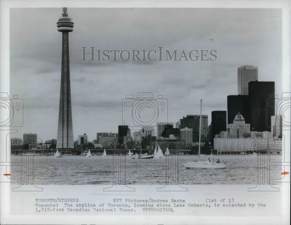 1976 Press Photo Skyline of Toronto Canada looming above Lake Ontario. - Historic Images