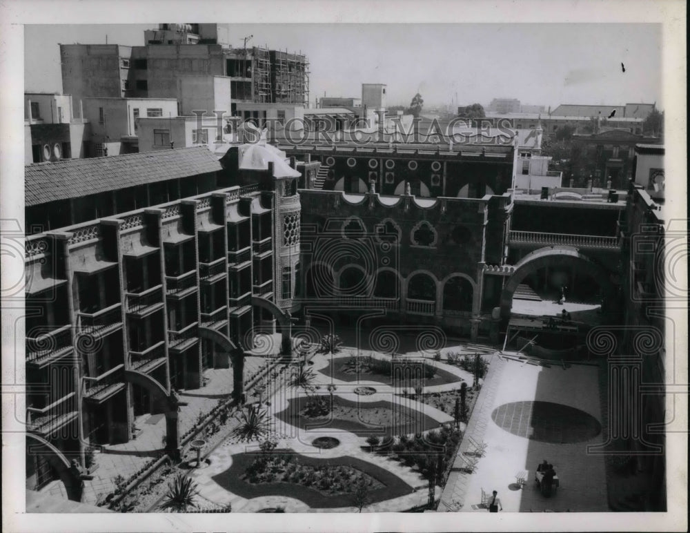 1946, Big buildings boom in Mexico City - cva22871 - Historic Images