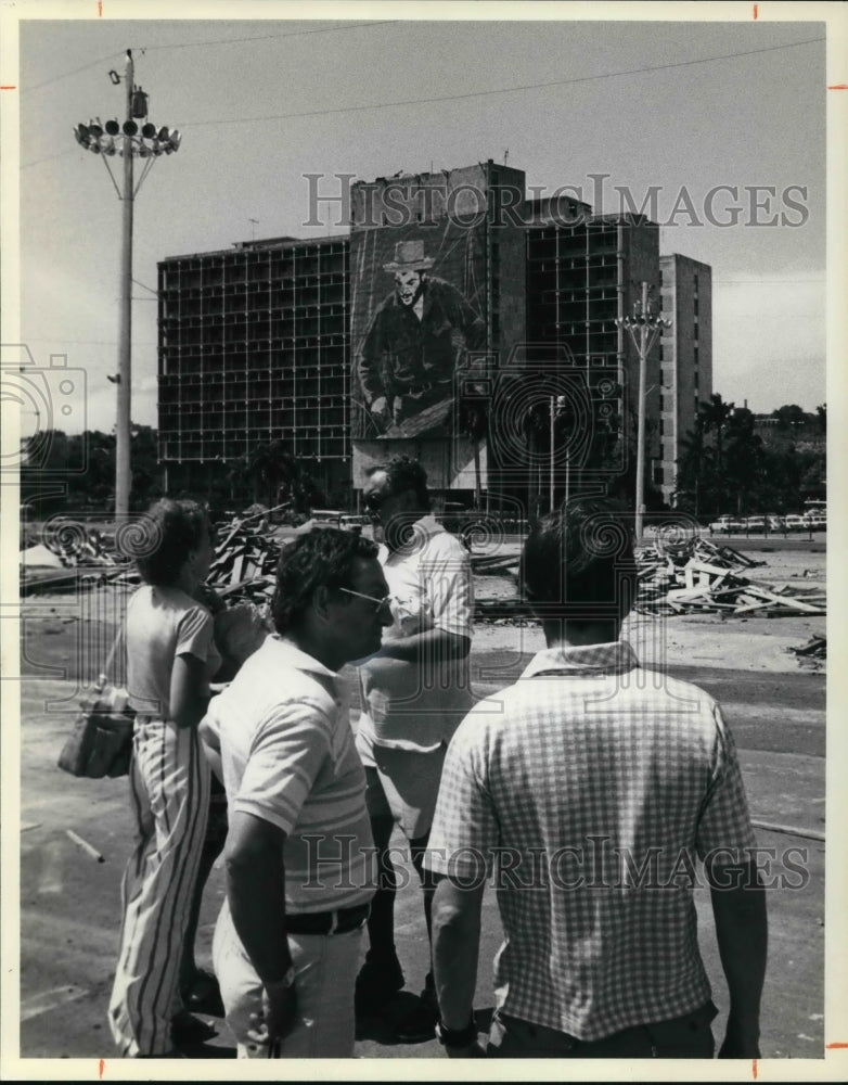 1977 Press Photo The new sights in Havana include the Plaza of the Revolution - Historic Images