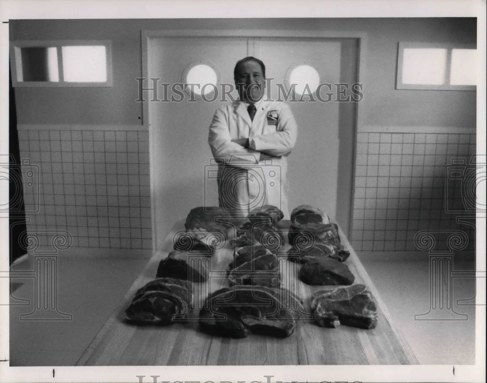 1989 Press Photo Advertising Finest Meat - Historic Images