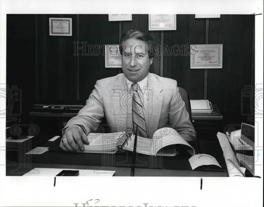 1989 Press Photo John D Korineck Building Commissioer Beachwood - Historic Images