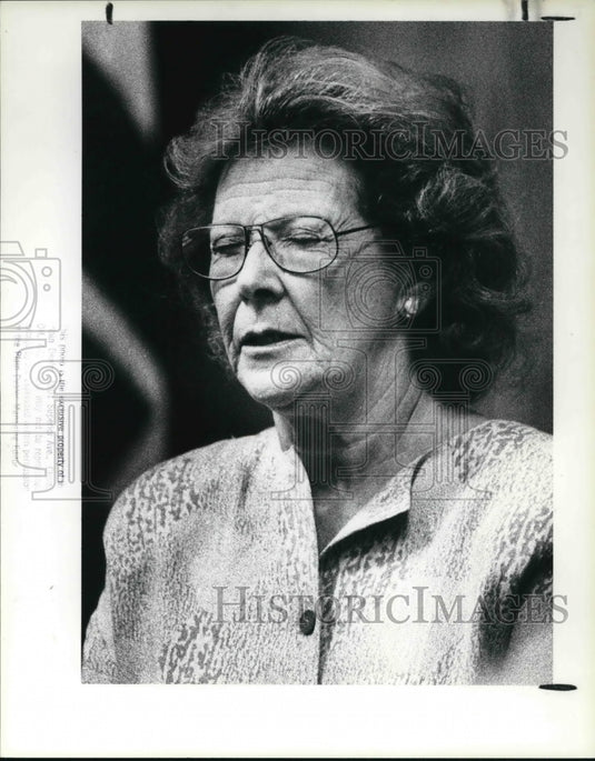 1988 Press Photo Georgene Kravitz at her husband's murder case against M. Levine - Historic Images