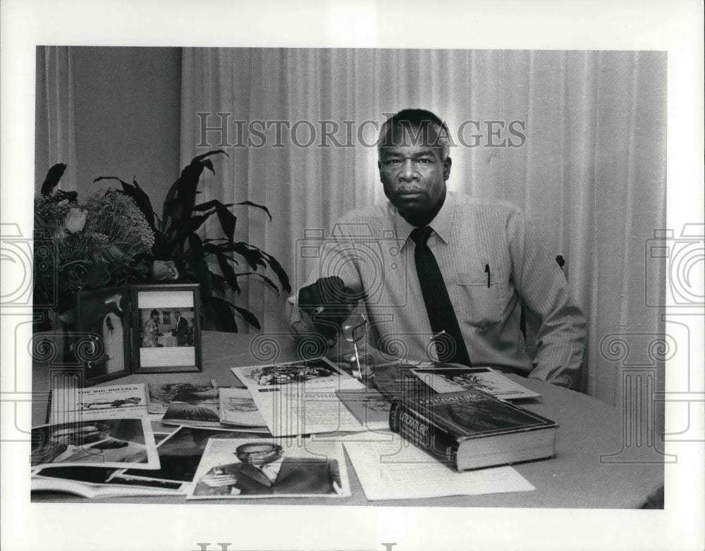 1986 Press Photo James Kilgore, a Poet - Historic Images