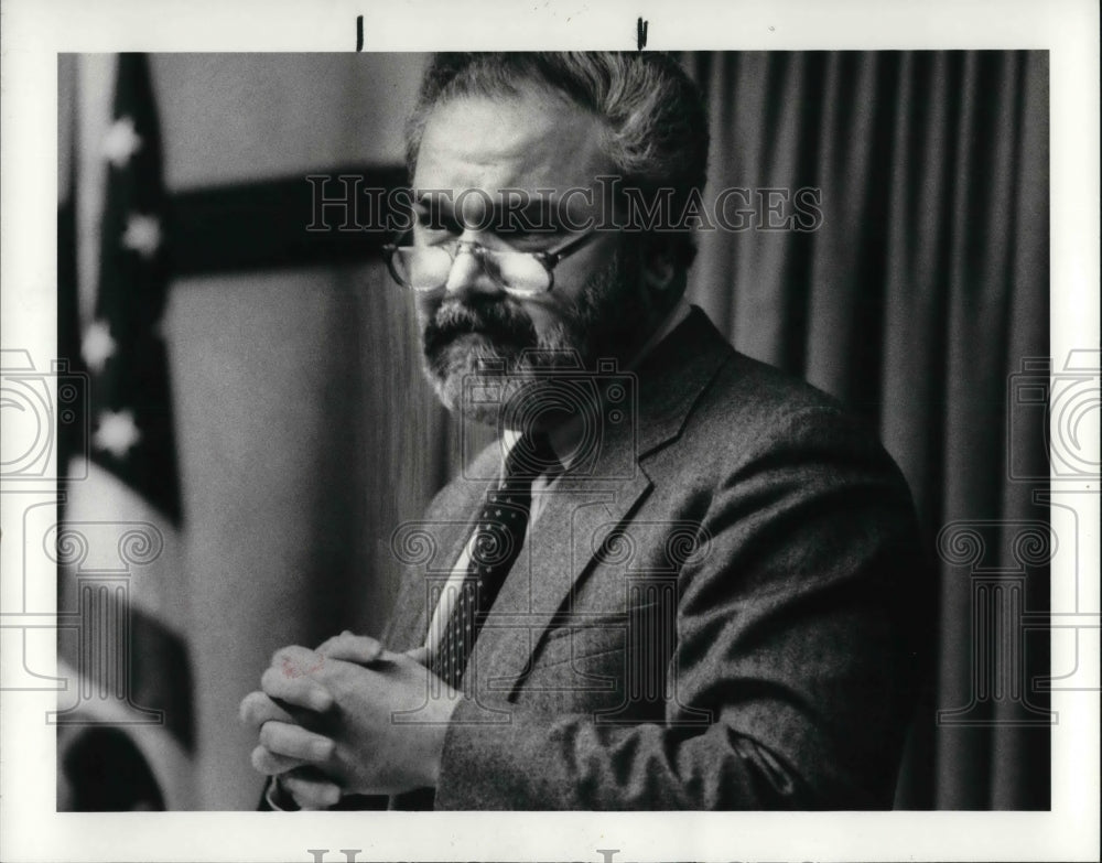 1985 Press Photo George Latimer, Mayor of St. Paul, Minn. at the City Club - Historic Images