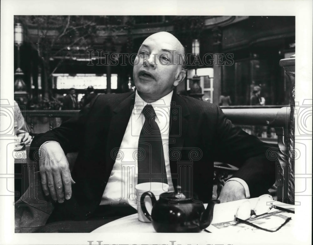 1981 Press Photo William Latimer, Elizabeth Faulk Professor and Chair - Historic Images