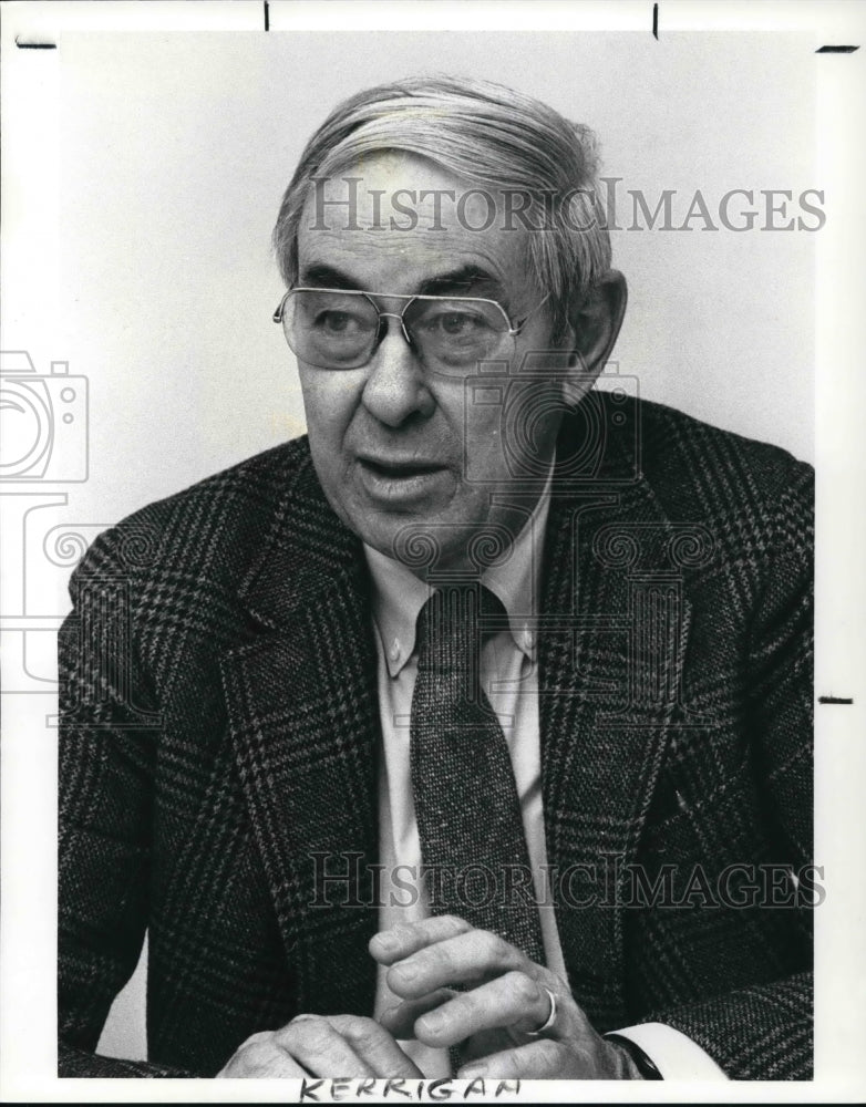 1987 Press Photo Outgoing top officer of United Way, William A. Kerrigan - Historic Images