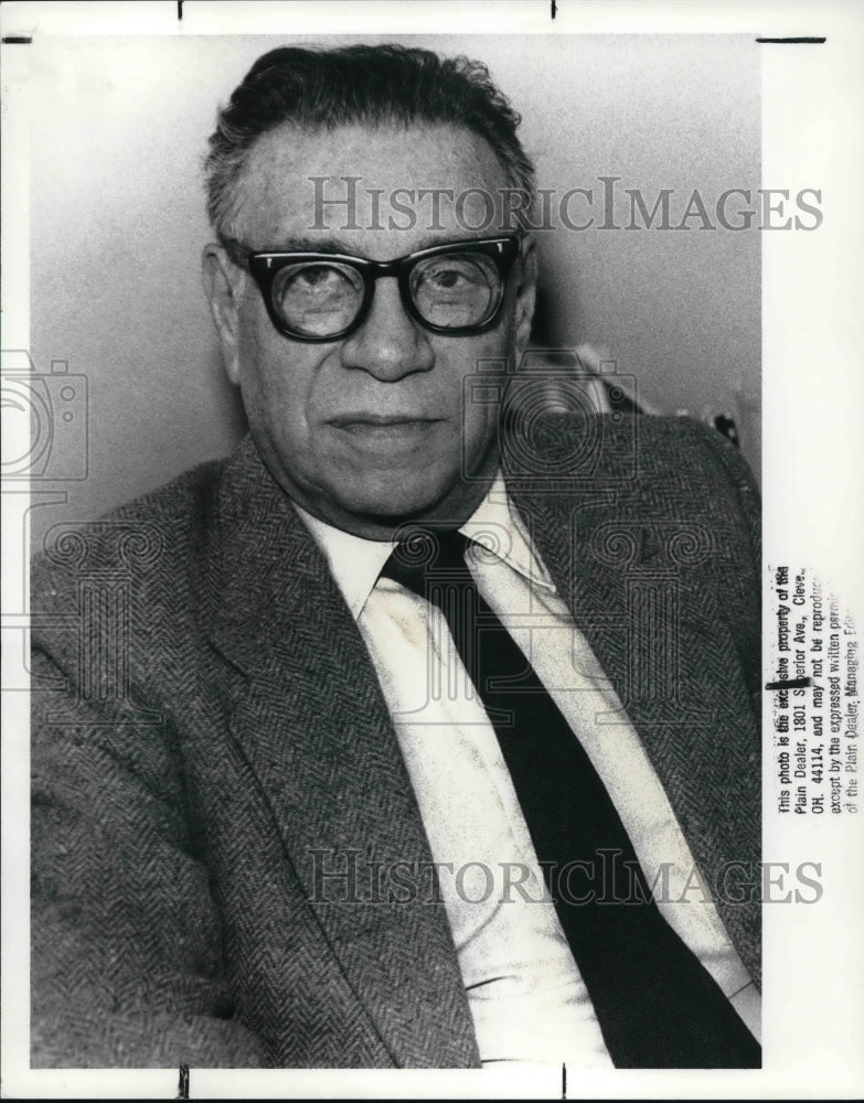 1989 Press Photo Stanley Kent Chief of Cuyahoga County Common Pleas C 1989 Press Photo Stanley Kent Chief of Cuyahoga County Common Pleas C