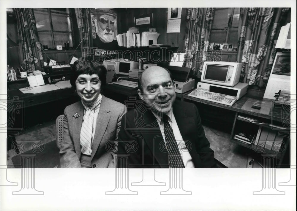 1988 Press Photo Bernice and Herbert Kleiman at Home Public Relations Business - Historic Images